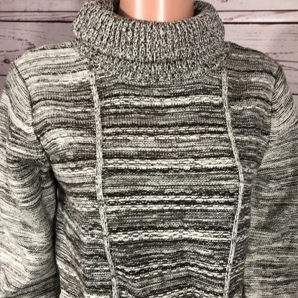 LIZ Claiborne Turtleneck sweater - Picture 2 of 5